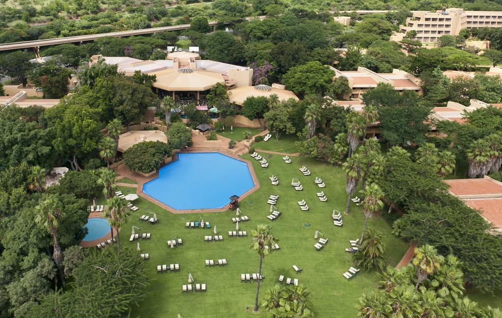 The Cabanas Hotel At Sun City Resort Exterior photo